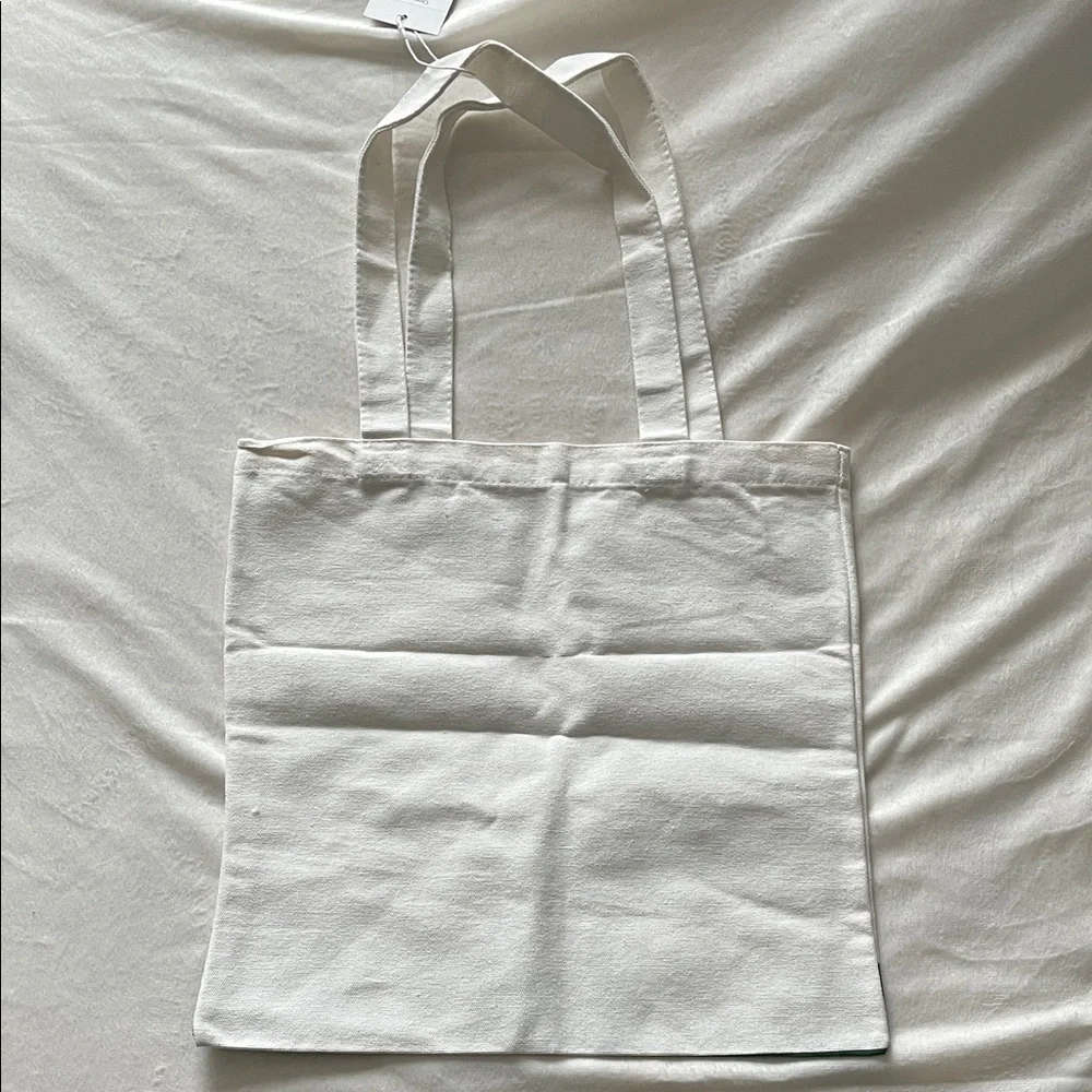 NWT HALARA White Tote with Green Details - Picture 4 of 4